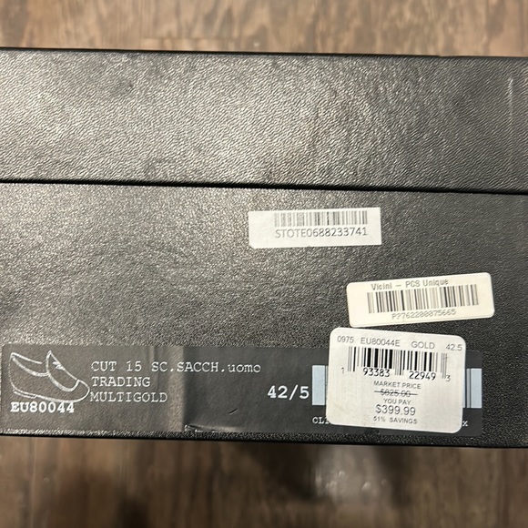 This shoe was worn once at a wedding main image 5